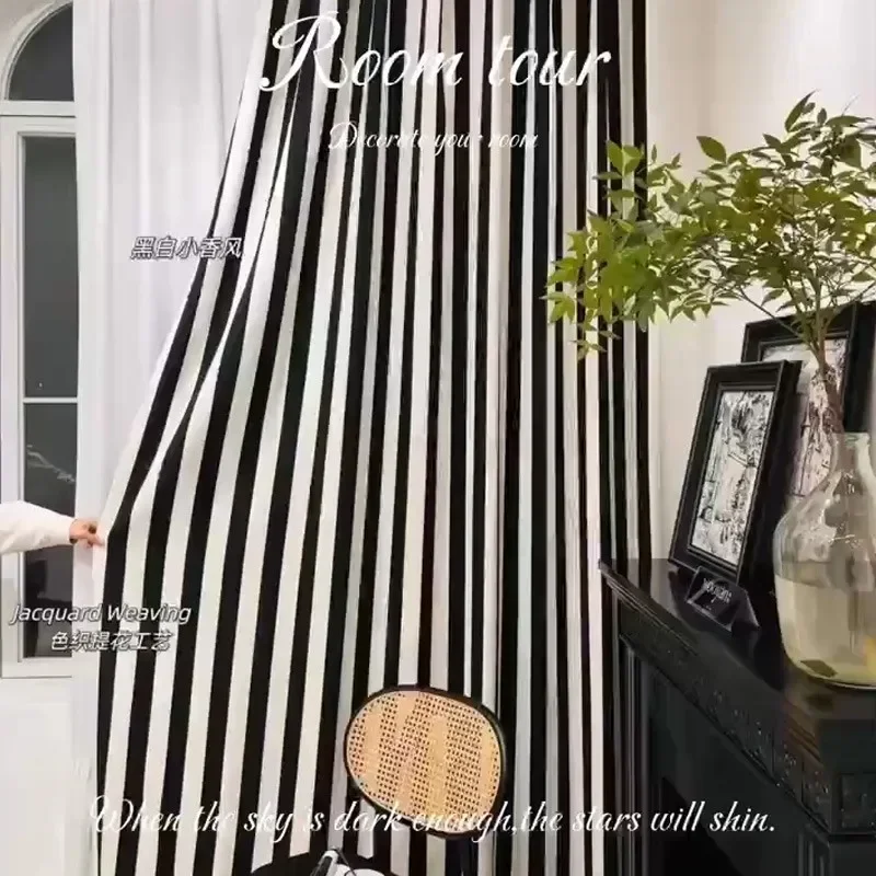Vertical Striped Black and Whi – обзор и цена Home Fragrance In French